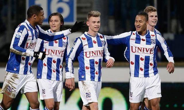 他的表现不 他的表现不