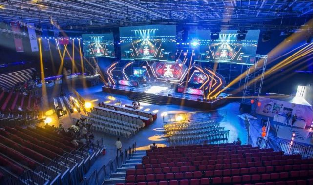 征服了球迷 征服了球迷