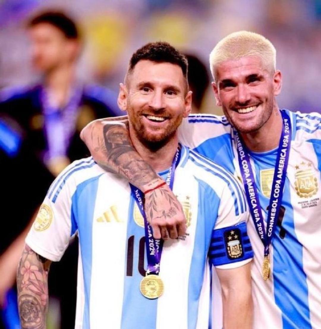 周琦因眼部 周琦因眼部